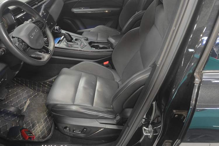 Used Lynk & Co 01 EM-P 2021 1.5TD PHEV Halo Left Front Seat