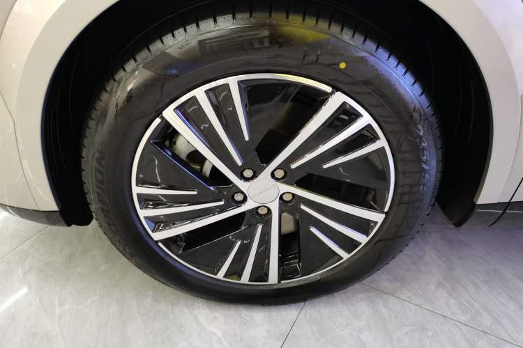 Used Lynk & Co 08 EM-P 2025 245km Ultra-Long Range Halo Left Front Wheel Hub