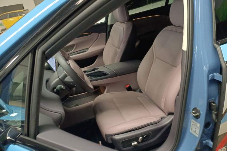 Used Hongqi Tiangong 06 2025 660 4x4 Smart Selection Edition