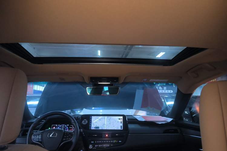 Used Lexus ES 2023 200 Excellence Edition Headliner