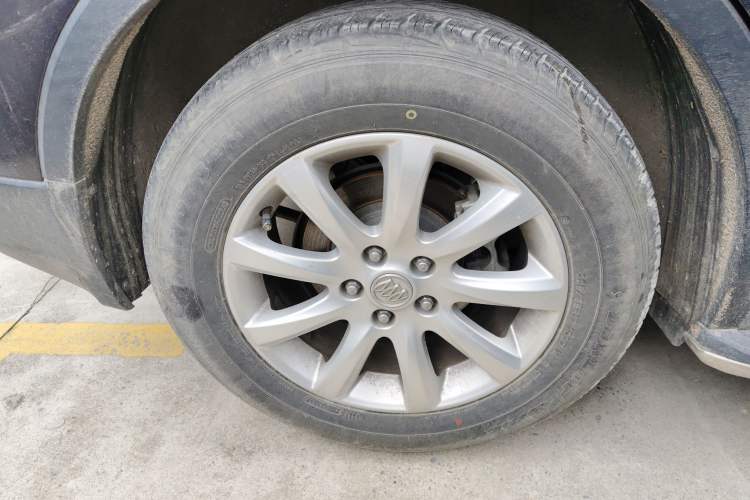 Used Buick Envision 2018 20T Two-Wheel Drive Luxury Model Right Rear Wheel Hub