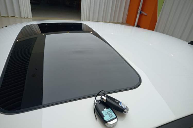 Used Hyundai Elantra 2021 1.5L CVT LUX Prestige Edition Roof