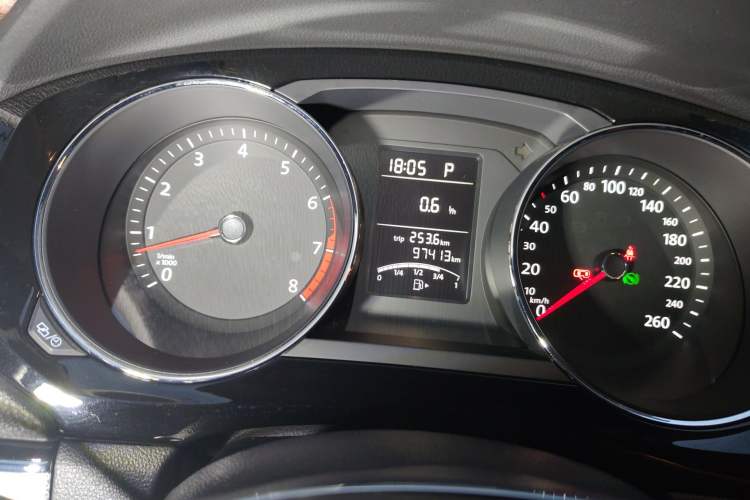 Used Volkswagen Sagitar 2017 1.6L Automatic Comfort Model Instrument Cluster