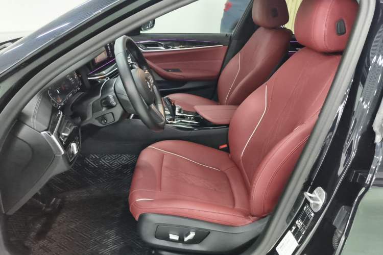 Used BMW 5 Series 2022 Second Facelift 525Li M Sport Package