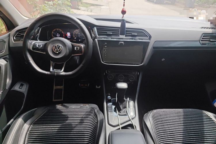 Used Volkswagen Tiguan L 2019 Restyled 330TSI Automatic Two-Wheel Drive R-Line Flagship Version China VI Standard