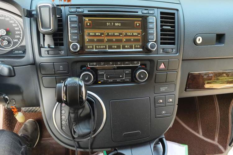 Used Volkswagen Multivan 2012 2.0 TSI Four-Wheel Drive Deluxe Edition