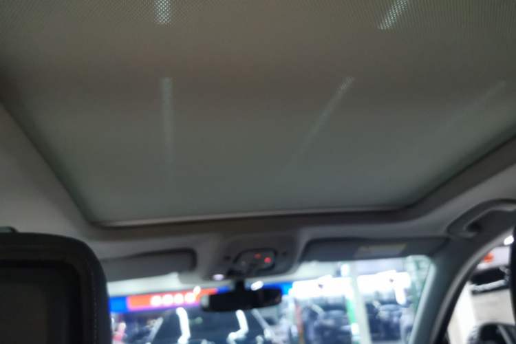 Used Audi A4L 2022 40 TFSI Luxury Dynamic Model Headliner