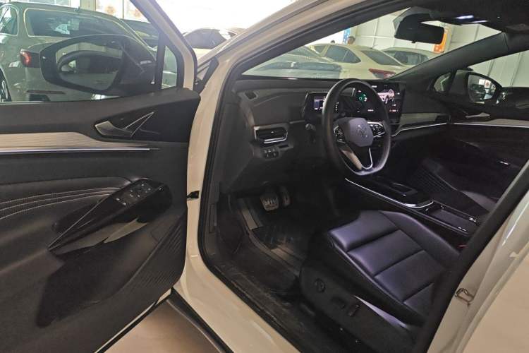 Used Volkswagen ID.4 CROZZ 2024 Pure Edition Limited Edition Driver Seat