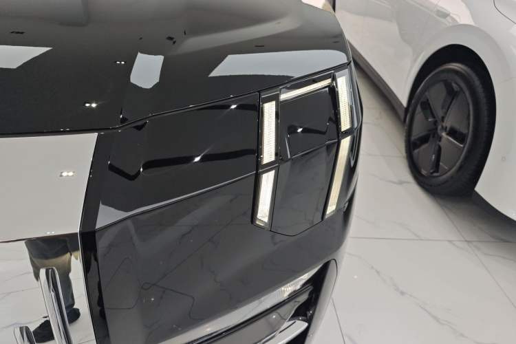 Used Zeekr 009 2022 WE Edition