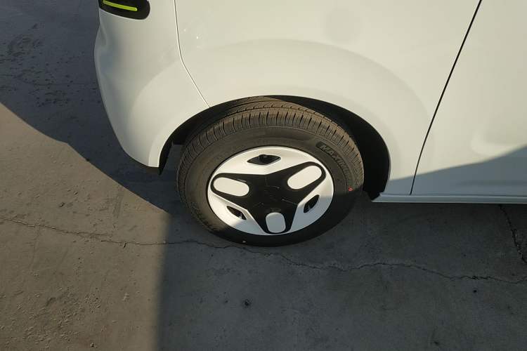 Used Geely Galaxy Panda 2025 210 km – Yuanqi Bear
