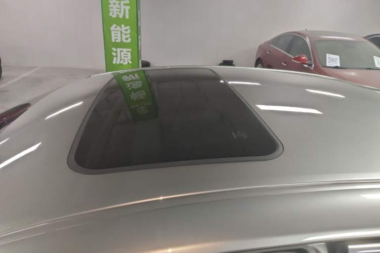 Used Lexus ES 2015 300h Comfort Edition