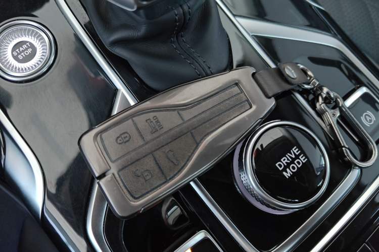 Used Hongqi HS5 2022 Revised Version 2.0T Smart Connect Flagship Edition