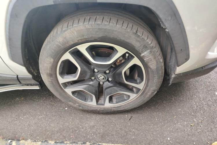 Used Toyota RAV4 2020 2.0L CVT Two-Wheel Drive Prestige Edition