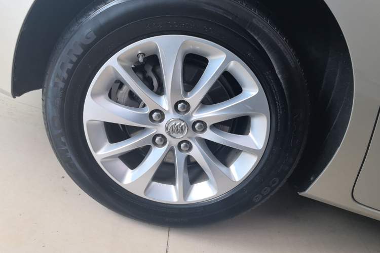 Used Buick GL8 2018 ES 28T Comfort Model China VI Standard
