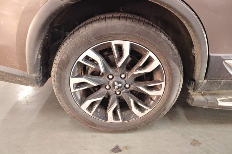 Used Mitsubishi Outlander 2020 2.0L Two-Wheel Drive Enjoyment Version 5 Seats