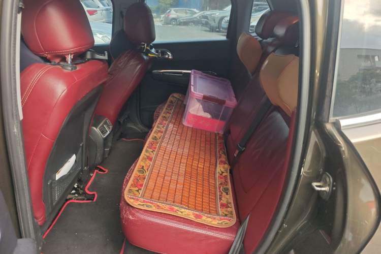 Used Peugeot 3008 2015 2.0L Automatic Classic Edition