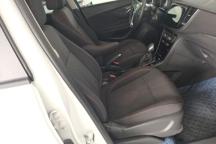 Used Buick Encore 2017 18T Automatic Two-Wheel Drive Urban Leading Model
