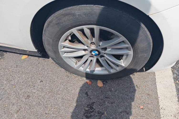 Used BMW 3 Series 2015 320Li Fashion Model
