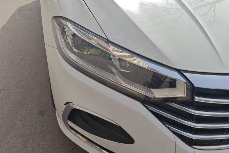 Used Volkswagen Lavida 2023 1.5L Automatic 5 Million Edition Right Front Headlight