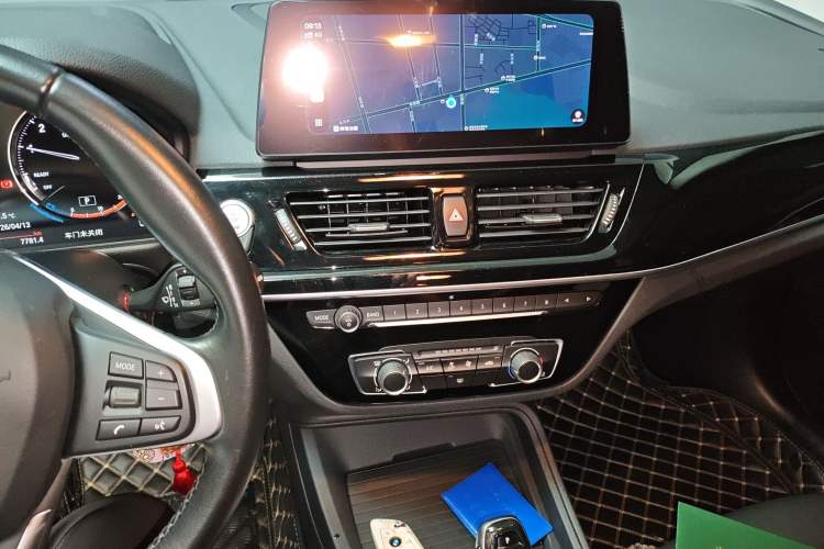 Used BMW 1 Series 2022 120i M Sport Edition Audio And AC Panel