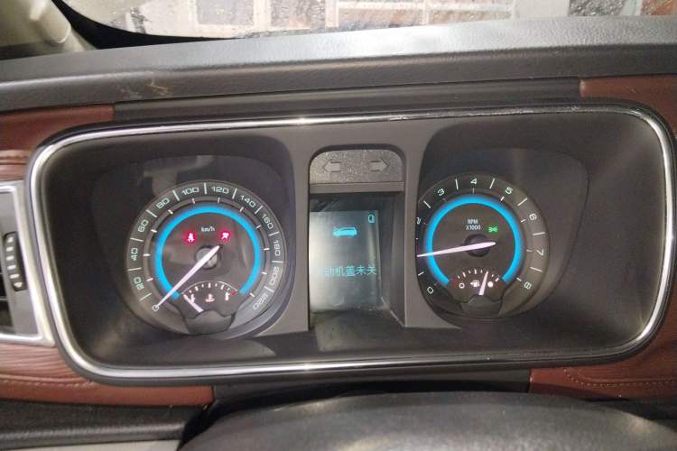 Used Buick GL8 2014 2.4L CT Luxury Business Comfort Edition Instrument Cluster