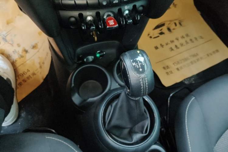 Used MINI 2014 1.2T ONE Gear Lever
