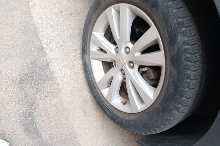 Used Chevrolet Captiva 2017 2.4L 4x4 Flagship Edition 7-Seater
