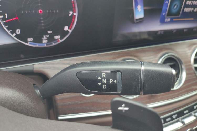 Used Mercedes-Benz E-Class 2020 E 300 L Stylish Model Gear Lever