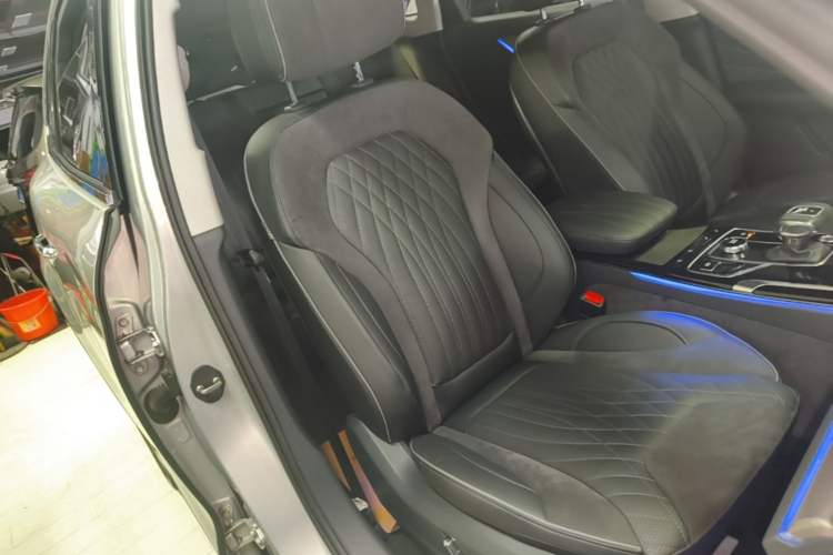 Used Hongqi HS5 2022 Revised Version 2.0T Smart Connect Flagship Edition