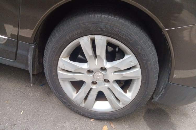 Used Peugeot 3008 2013 2.0L Automatic Trend Edition