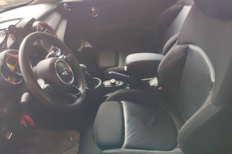 Used MINI 2016 1.5T COOPER Left Front Seat