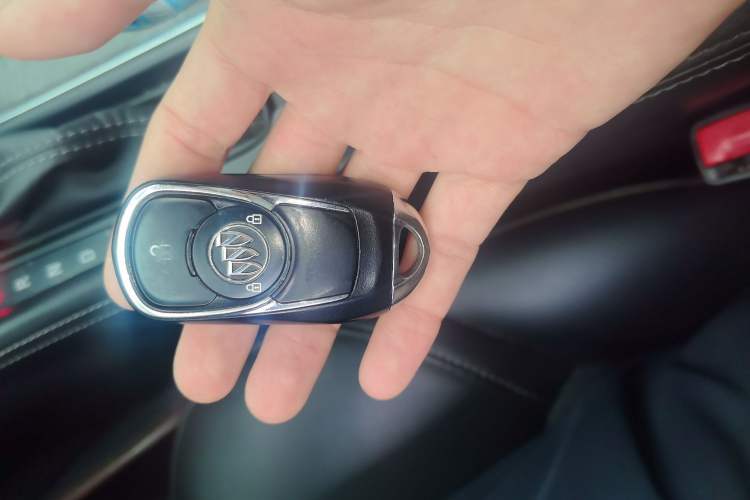 Used Buick Envision 2018 20T Two-Wheel-Drive Leading Model