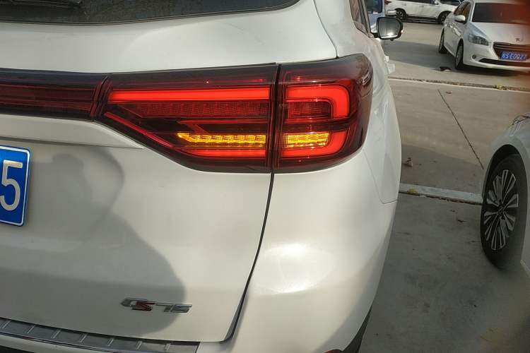 Used Changan CS75 2022 Blue Whale Edition 1.5T DCT Luxury Model