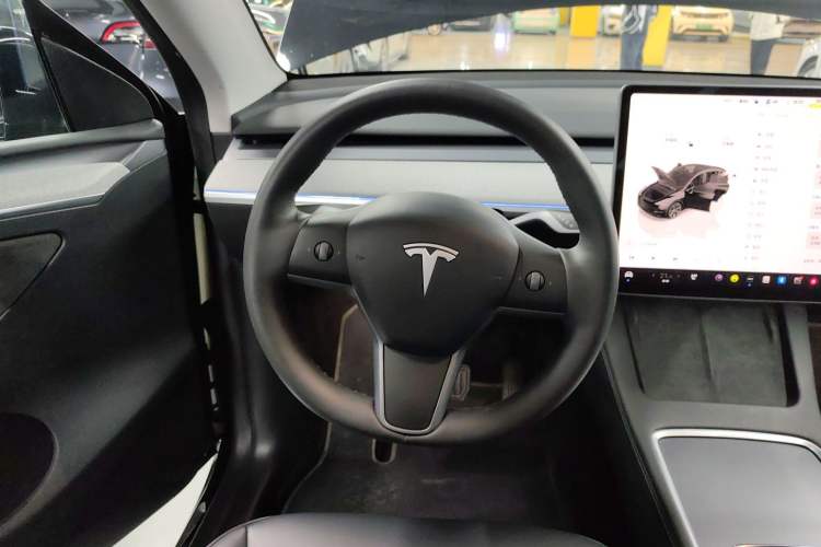 Used Tesla Model Y 2024 Rear-Wheel-Drive Version