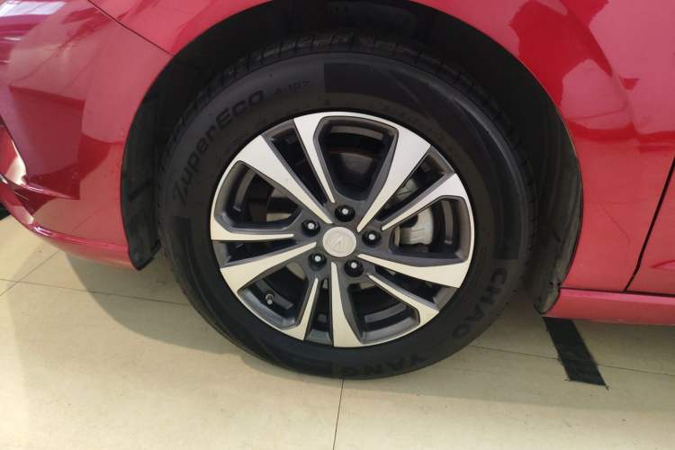 Used CHANGAN Eado 2020 PLUS Blue Whale NE 1.4T GDI DCT Prestige Model Left Front Wheel Hub