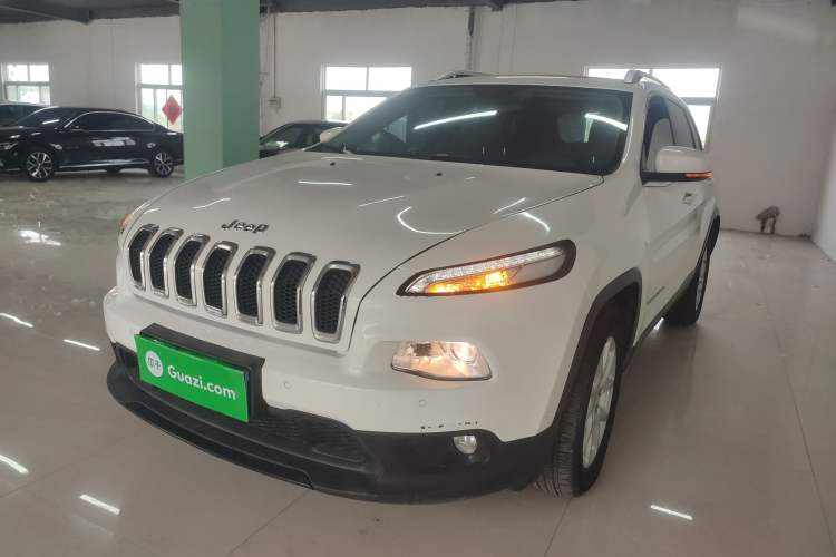 Used Jeep Cherokee 2016 2.4L Leading Smart Version