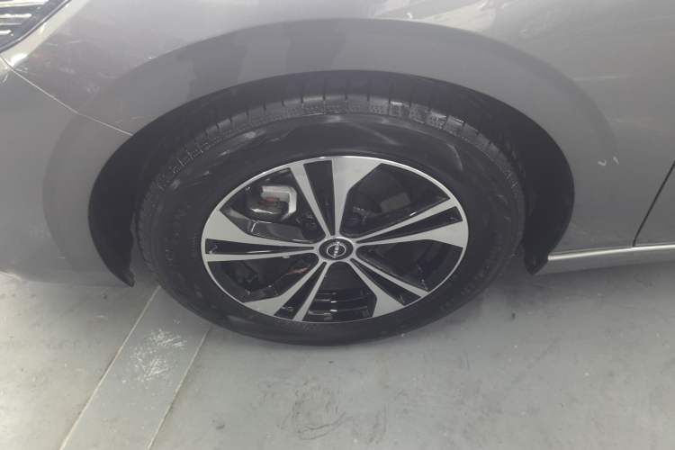 Used Nissan Sylphy 2023 1.6L CVT Enjoyment Edition Exterior 4