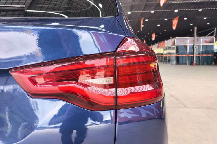 Used BMW X3 2018 xDrive28i M Sport Package China VI Right Rear Taillight