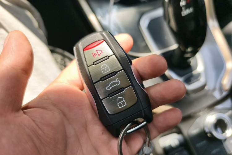 Used Haval H6 2019 1.5 GDIT Automatic Luxury Smart Connect Version China VI Standard
