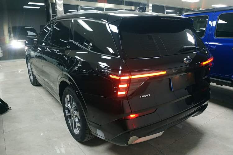 Used Ford Edge 2023 Ford Explorer L 2.0T EcoBoost Four-Wheel Drive 7-Seater Supreme Model