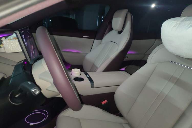 Used Xiaomi Auto YU7 2025 Ultra-Long Range All-Wheel Drive Pro Version
