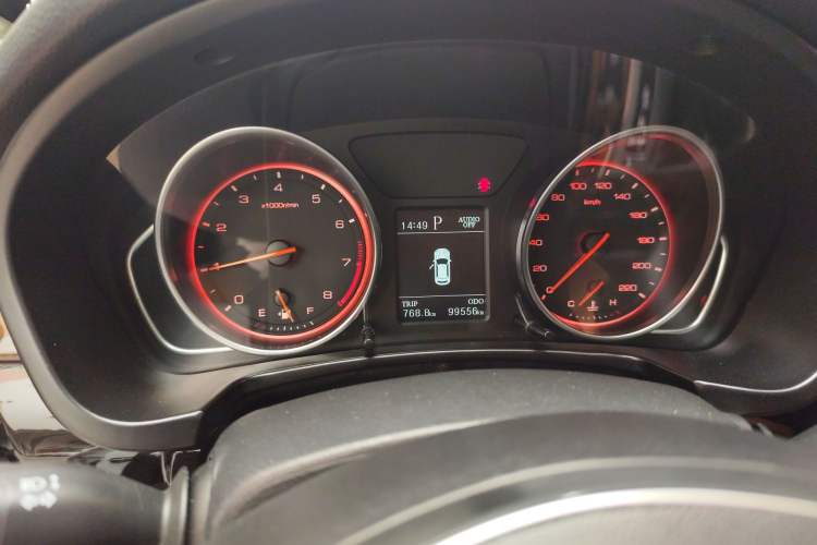 Used Hanteng X7 2018 X7S 1.5T Automatic Luxury Model Odometer Close Up