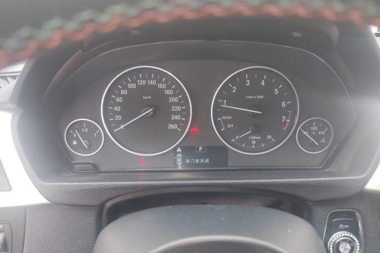 Used BMW 3 Series 2016 320i Fashion Model
