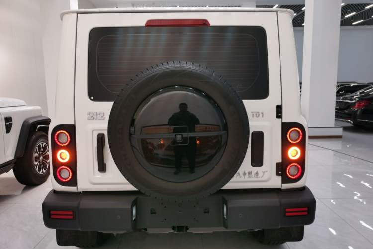 Used 212 T01 2024 2.0T Mechanic
