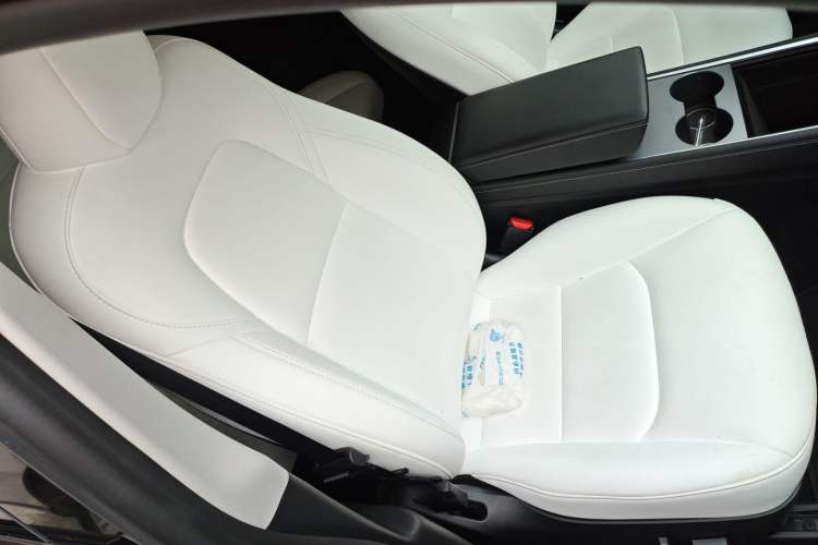 Used Tesla Model Y 2024 Long-Range All-Wheel-Drive Version