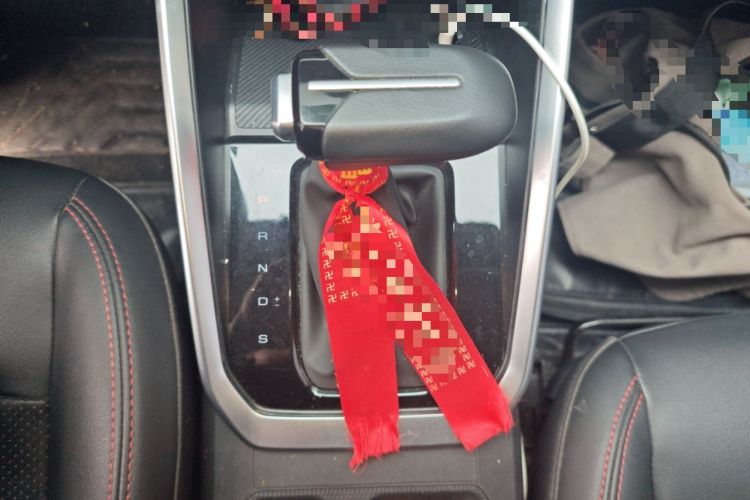 Used Wuling Alvez 2022 1.5T CVT Trendy & Cool Edition
