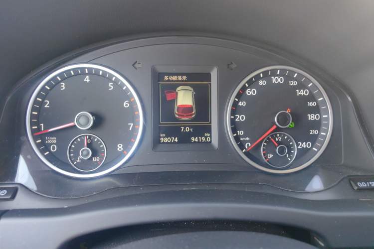 Used Volkswagen Tiguan L 2015 1.8TSI Automatic Two-Wheel Drive Luxury Model