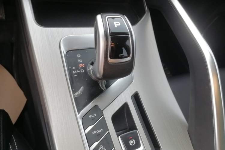 Used Geely Auto Coolray 2019 260T DCT Knight China VI Standard
