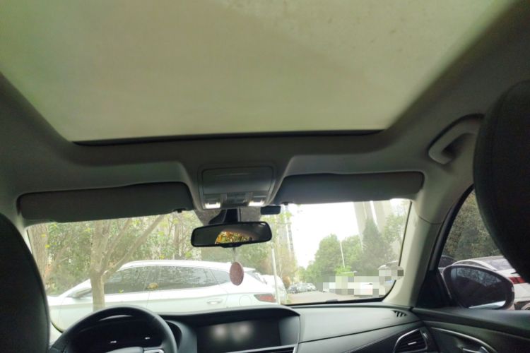 Used BORGWARD BX7 2018 28T Two-Wheel Drive Luxury Version 5 Seats China V Emission Standard
