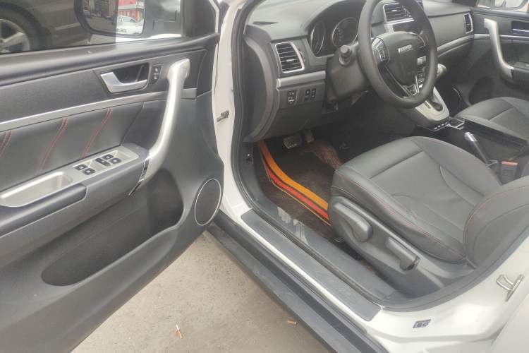 Used Haval M6 2019 1.5T DCT Two-Wheel Drive Value Edition China VI Standard
